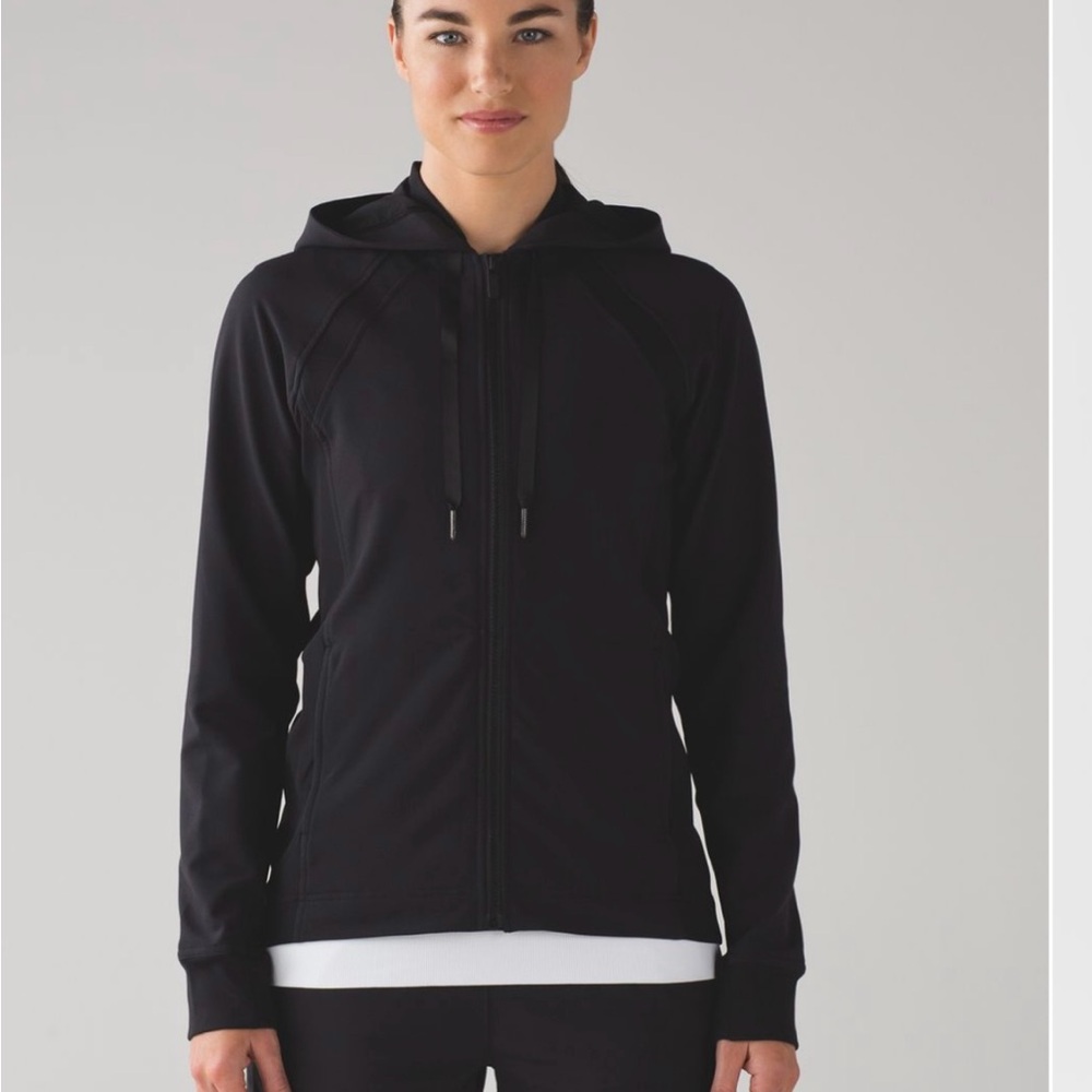 Lululemon Size 4 Get Ready Jacket in Black